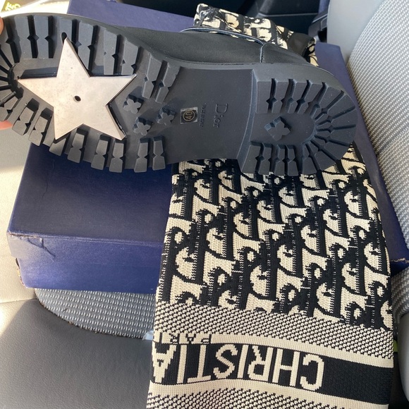 Christian Dior boots only wore once 8 us size - Picture 4 of 5